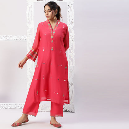 Chanderi embroidered set with organza dupatta
