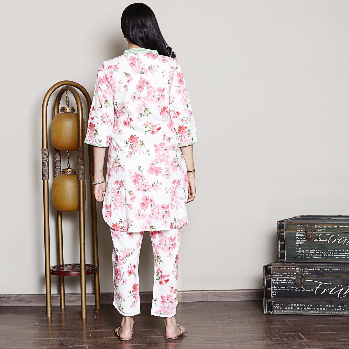 Floral printed white co-ord set with neck detailing