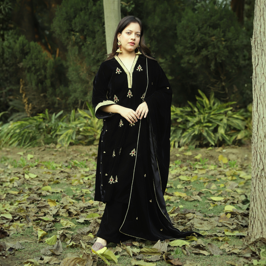 Black Velvet Embroidered Kurta set with Velvet Dupatta
