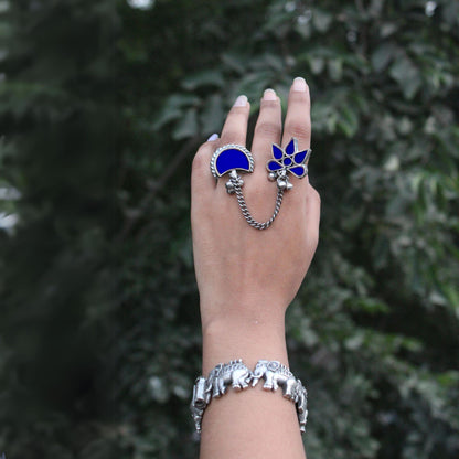 Blue connector rings