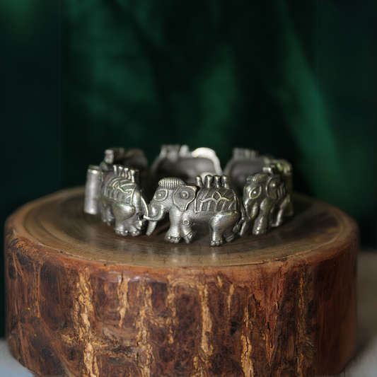Silva Sutra Elephant Charm Bracelet