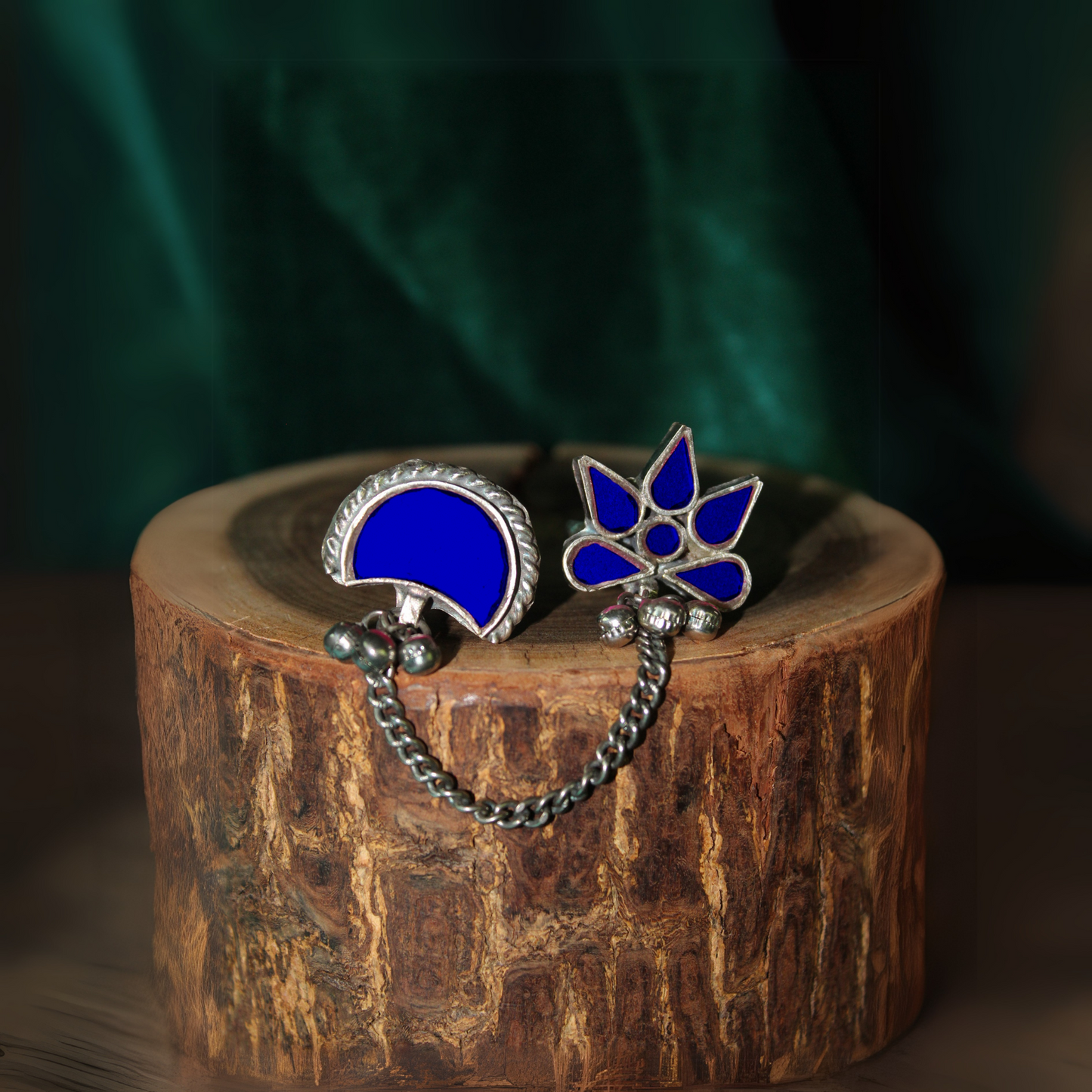 Blue connector rings