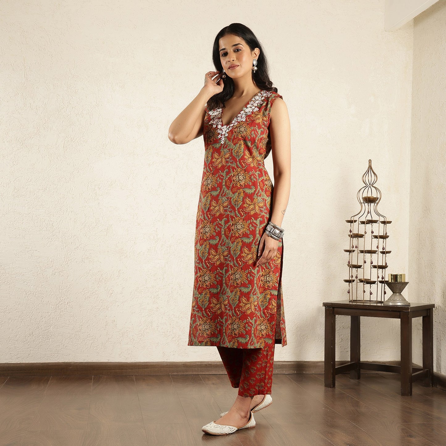 Red Floral embroidered kurta