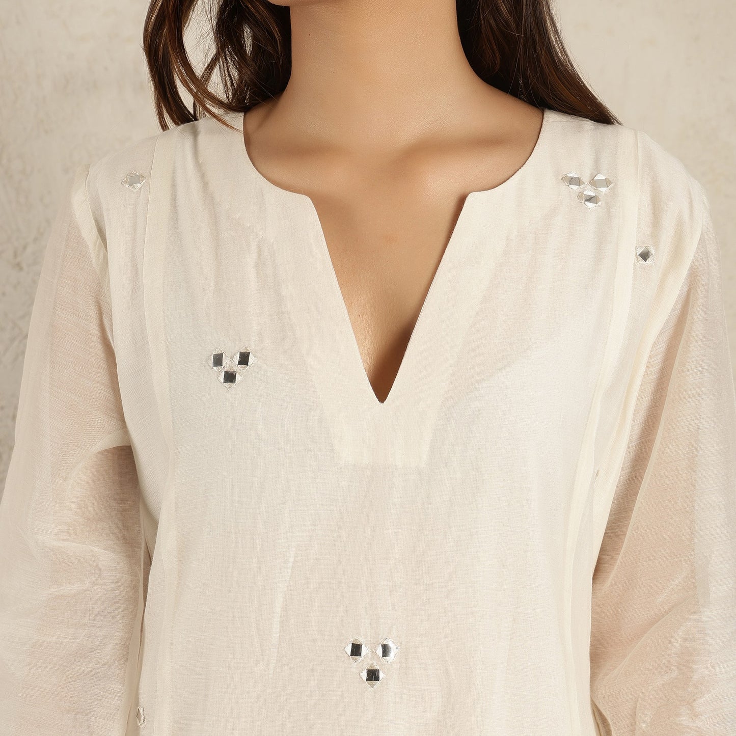 Off White Chanderi mirrorwork kurta