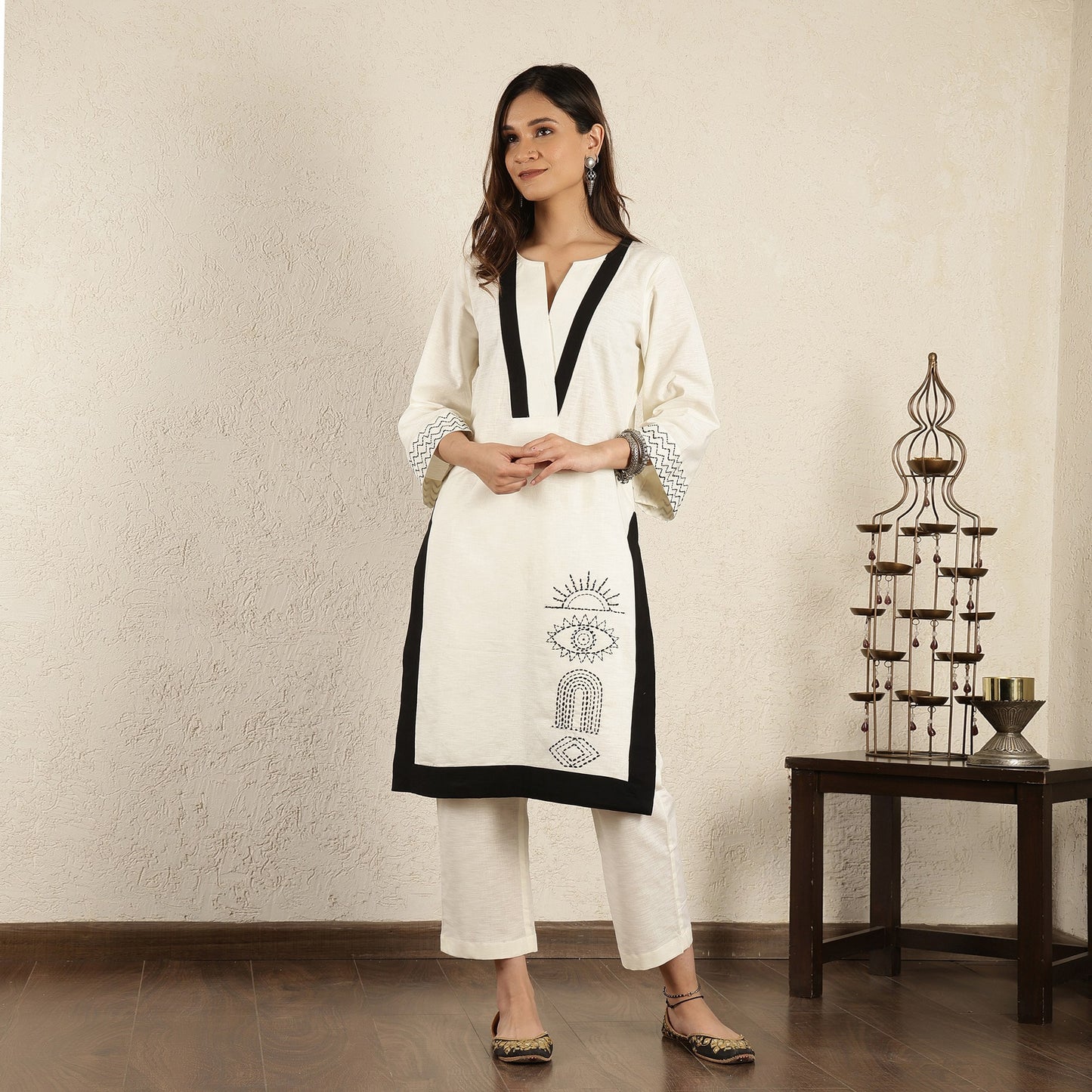 Off white hand embroidered kurta