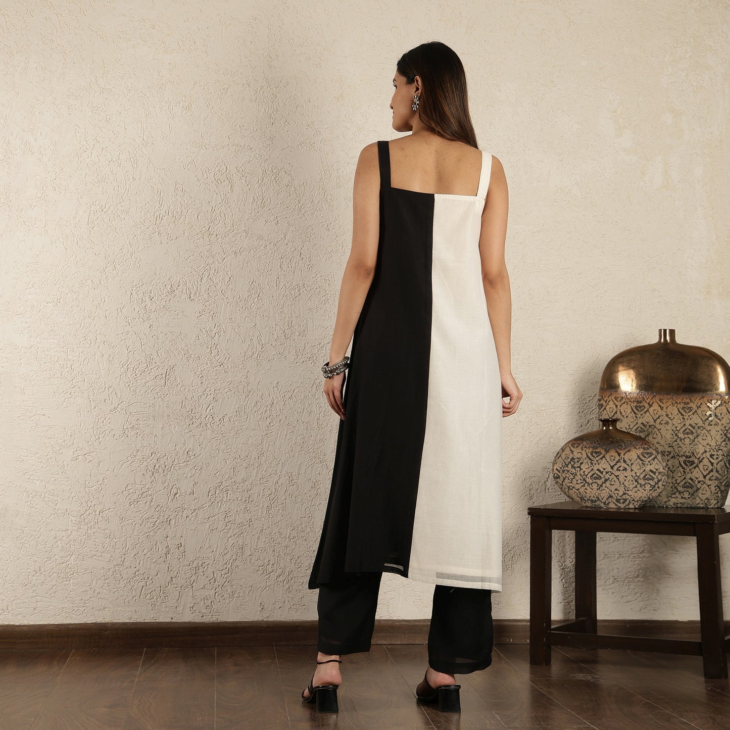 Black & White Colorblock Chanderi Suit set