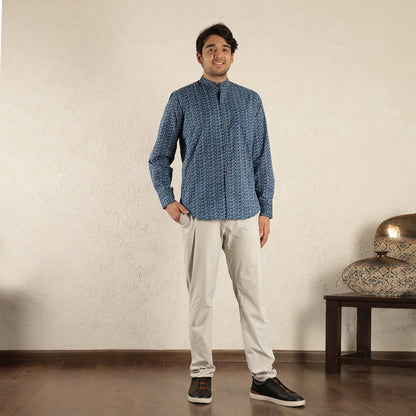 Indigo Band collared Men's printed shirt with full sleeves