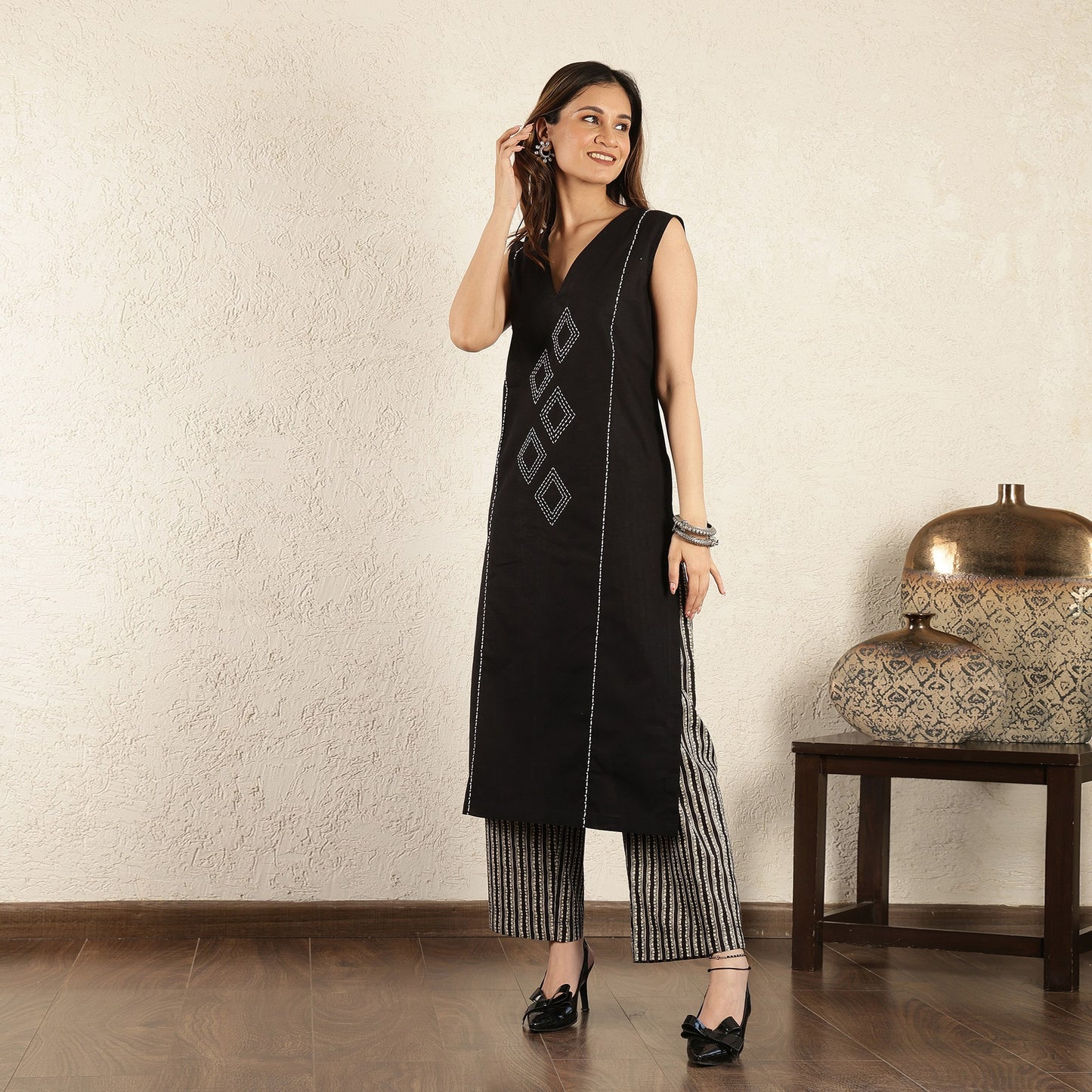 Black Hand Embroidered Suit Set with Trousers