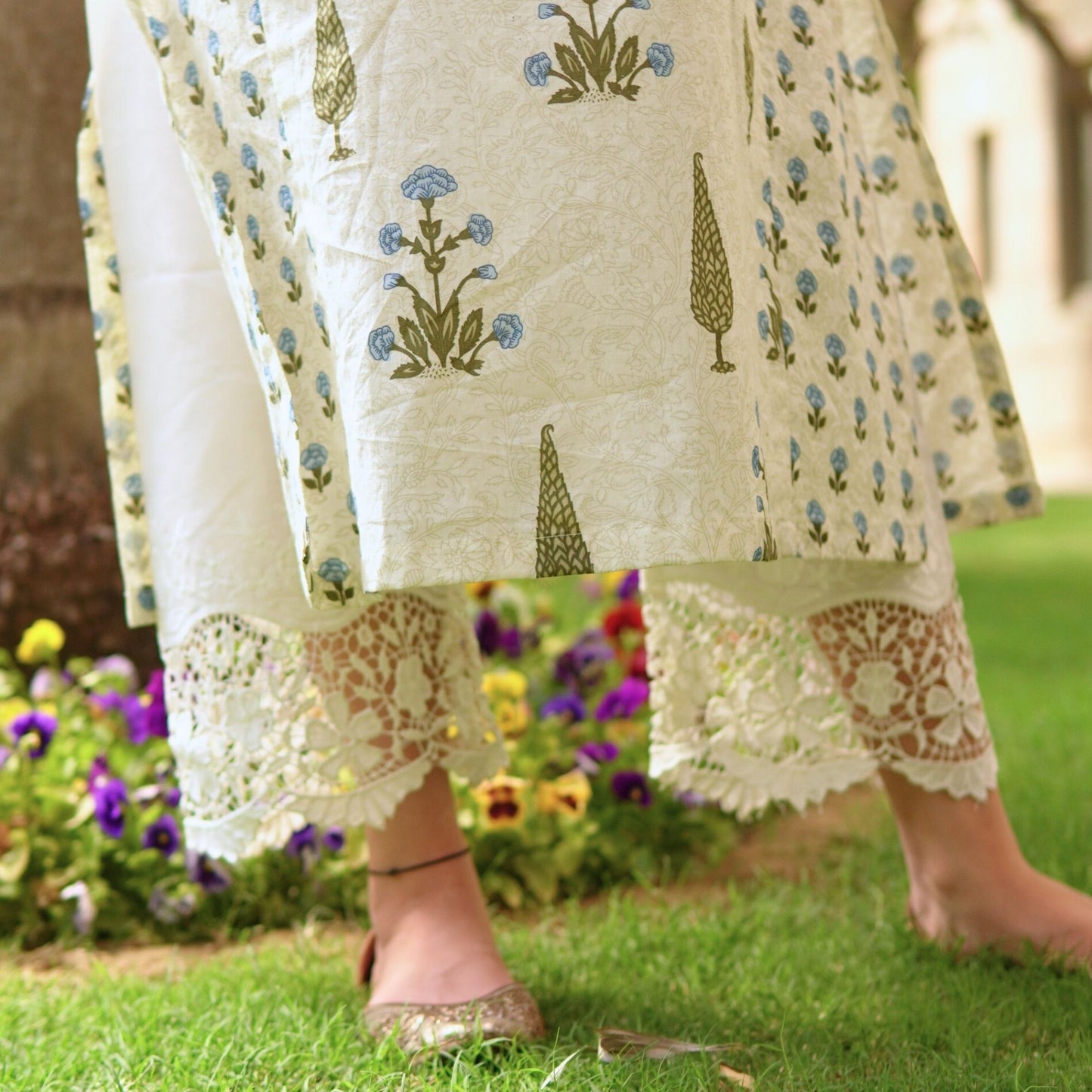 Blue A-line kali mughal printed Kurta set