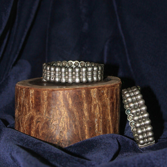 Silva Sutra Bohemian Beaded bangle