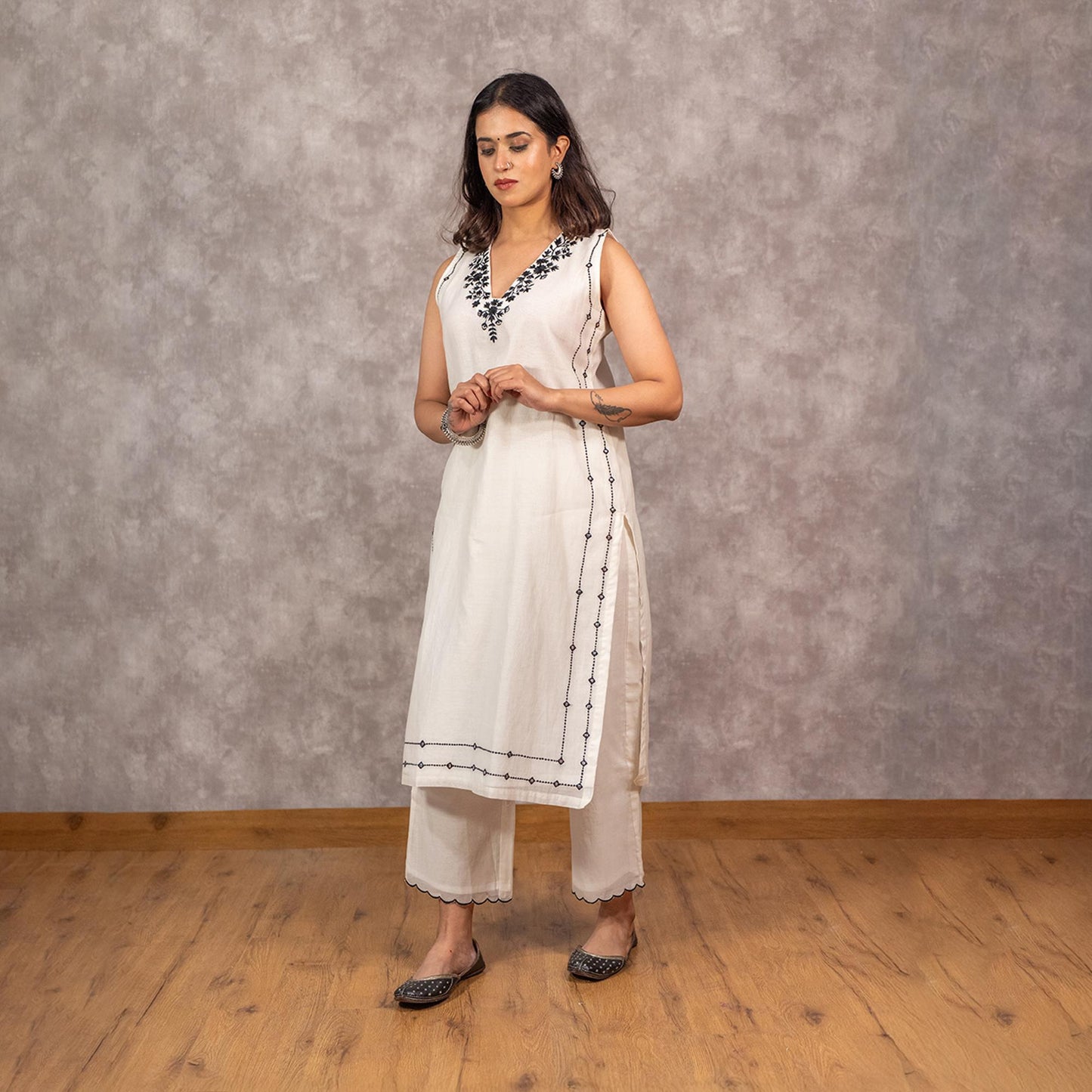 White Chanderi Mirrorwork embroidered Kurta set with Dupatta