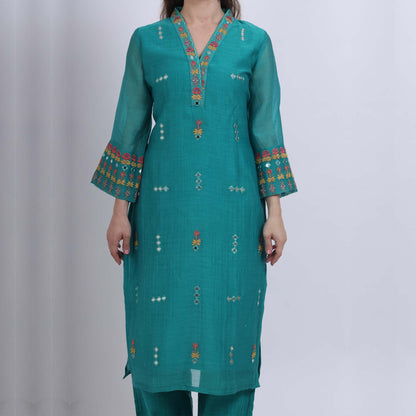 Chanderi embroidered set with organza dupatta