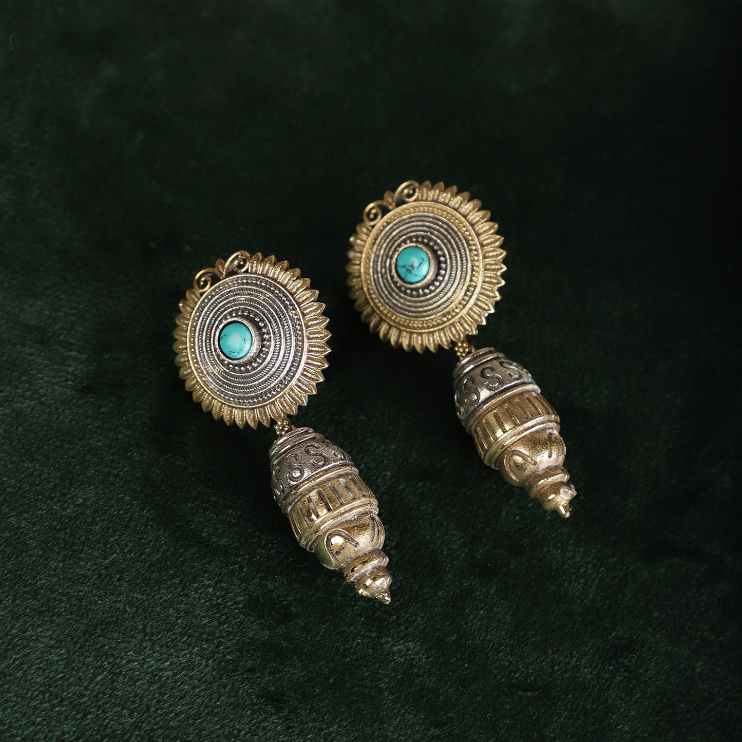 Dual-Tone Turquoise Drops - Sunburst Turquoise Stone Close-up - Spring Soul