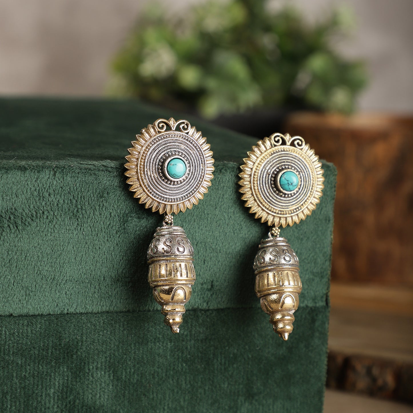 Dual-Tone Turquoise Drops - Sunburst Turquoise Stone - Spring Soul