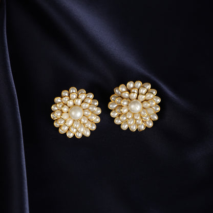 White Daisy Bloom Studs