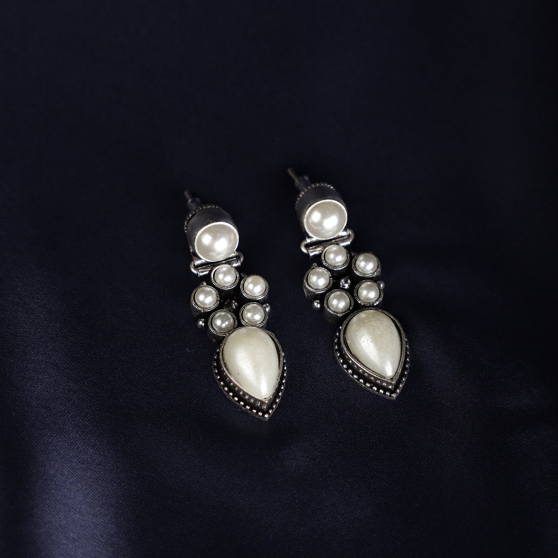 Luna Pearl Drop Earrings - White Pearl - Spring Soul