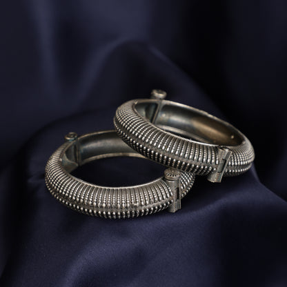Silver Engraved Bangle - Oxidised Kada - Spring Soul