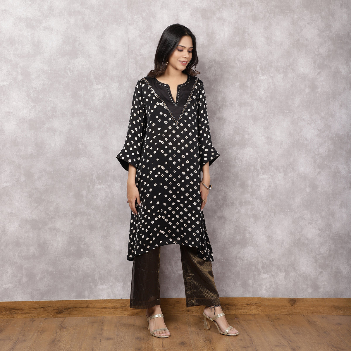 Black Bandhani Mirrorwork Suit Set