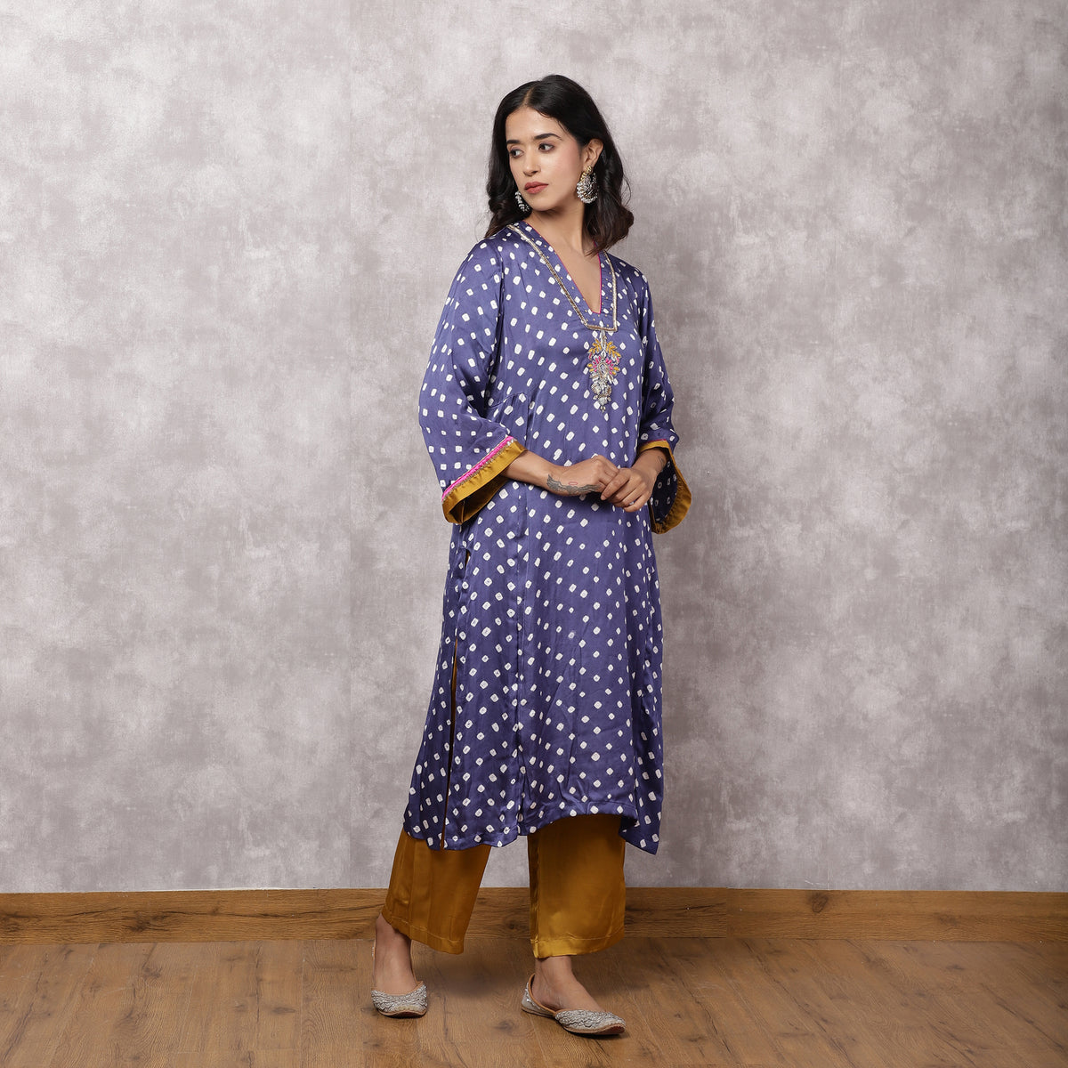 Grey Bandhani Hand Embroidered kurta