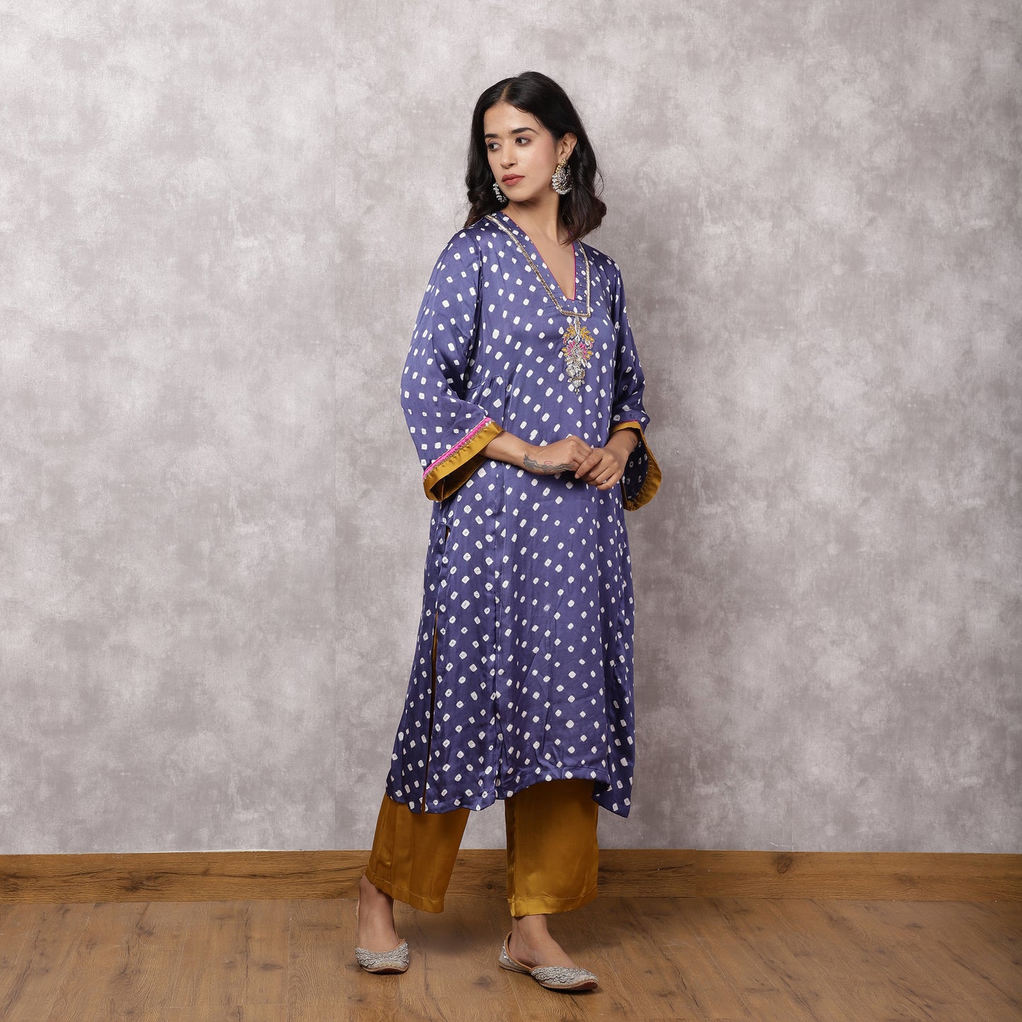 Grey Bandhani Hand Embroidered Suit Set