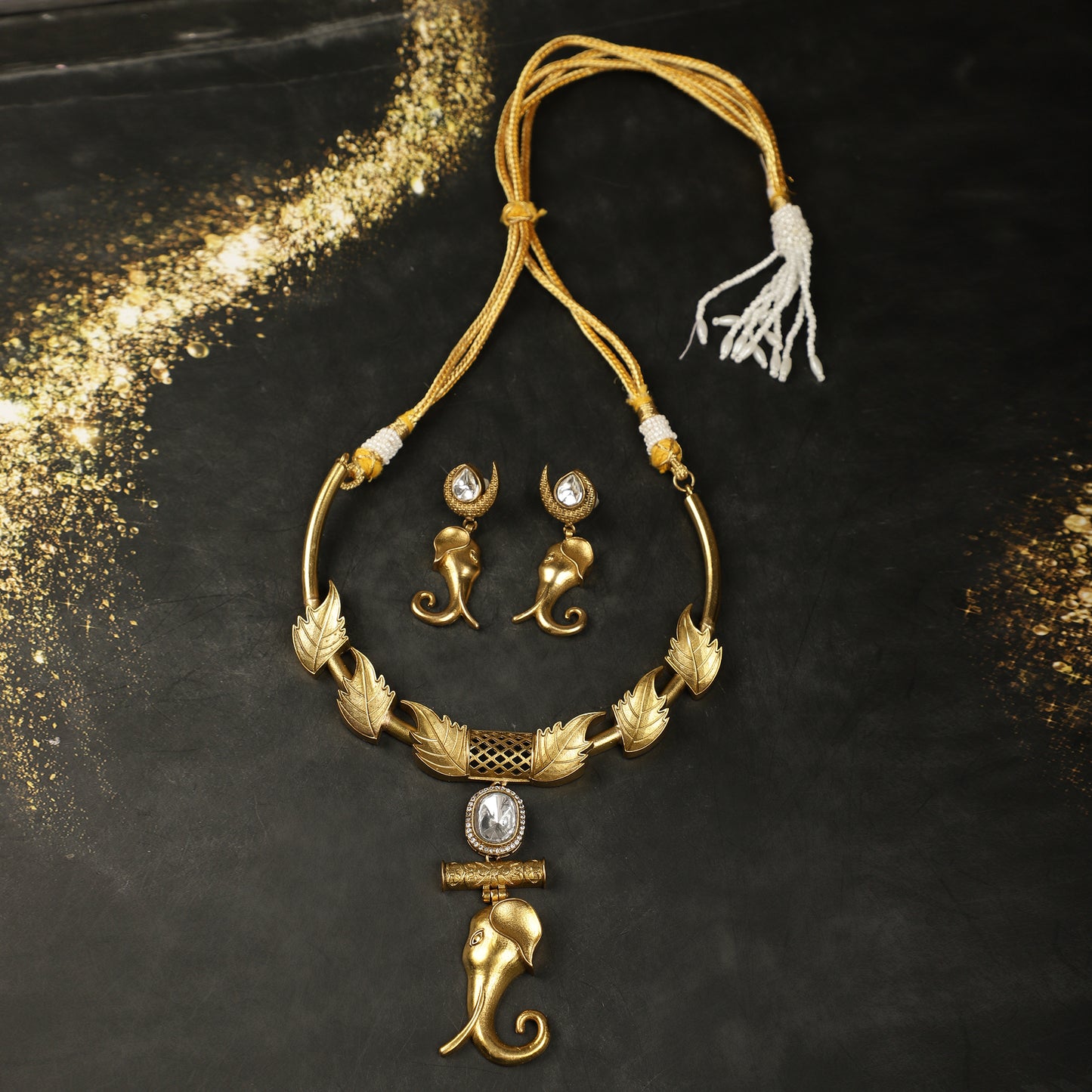 The Gajanan Leaf Choker Set