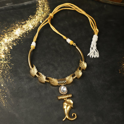 The Gajanan Leaf Choker Set