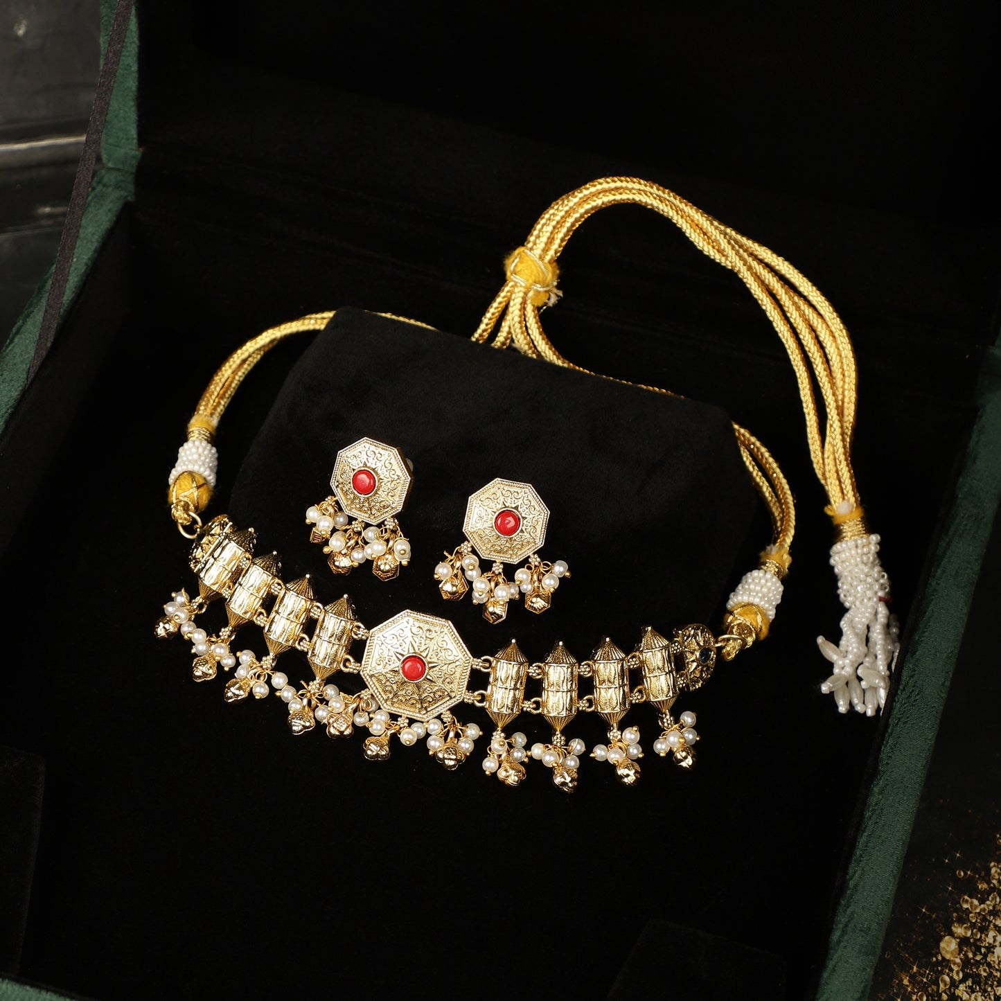 Gold Octagon Choker Set
