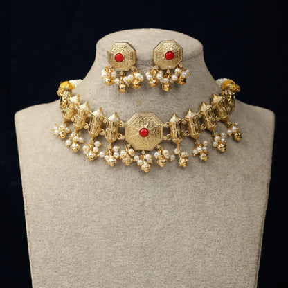 Gold Octagon Choker Set