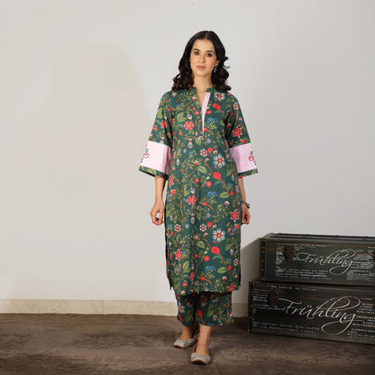 Green floral kurta with colourblock sleeve - Spring Soul