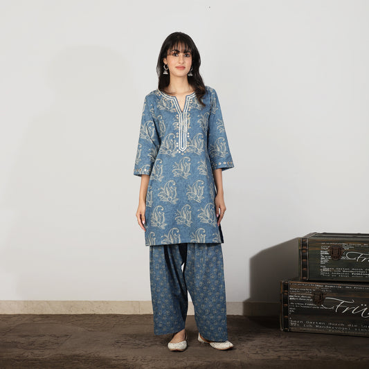 Blue Cotton kurta with Mirrorwork and Gotawork