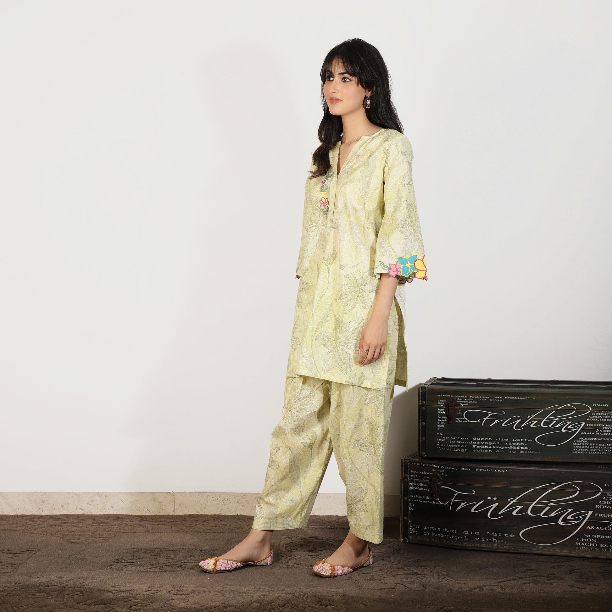 Green floral kurta with appliqué embroidery and salwar - Spring Soul