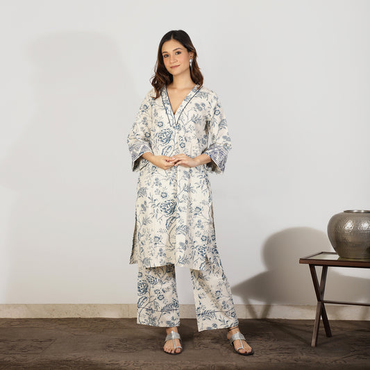 Blue Floral Cotton Flax kurta with Threadwork embroidery