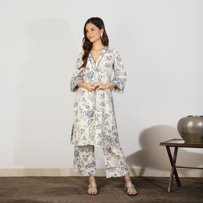 Blue Floral Cotton Flax kurta with Threadwork embroidery