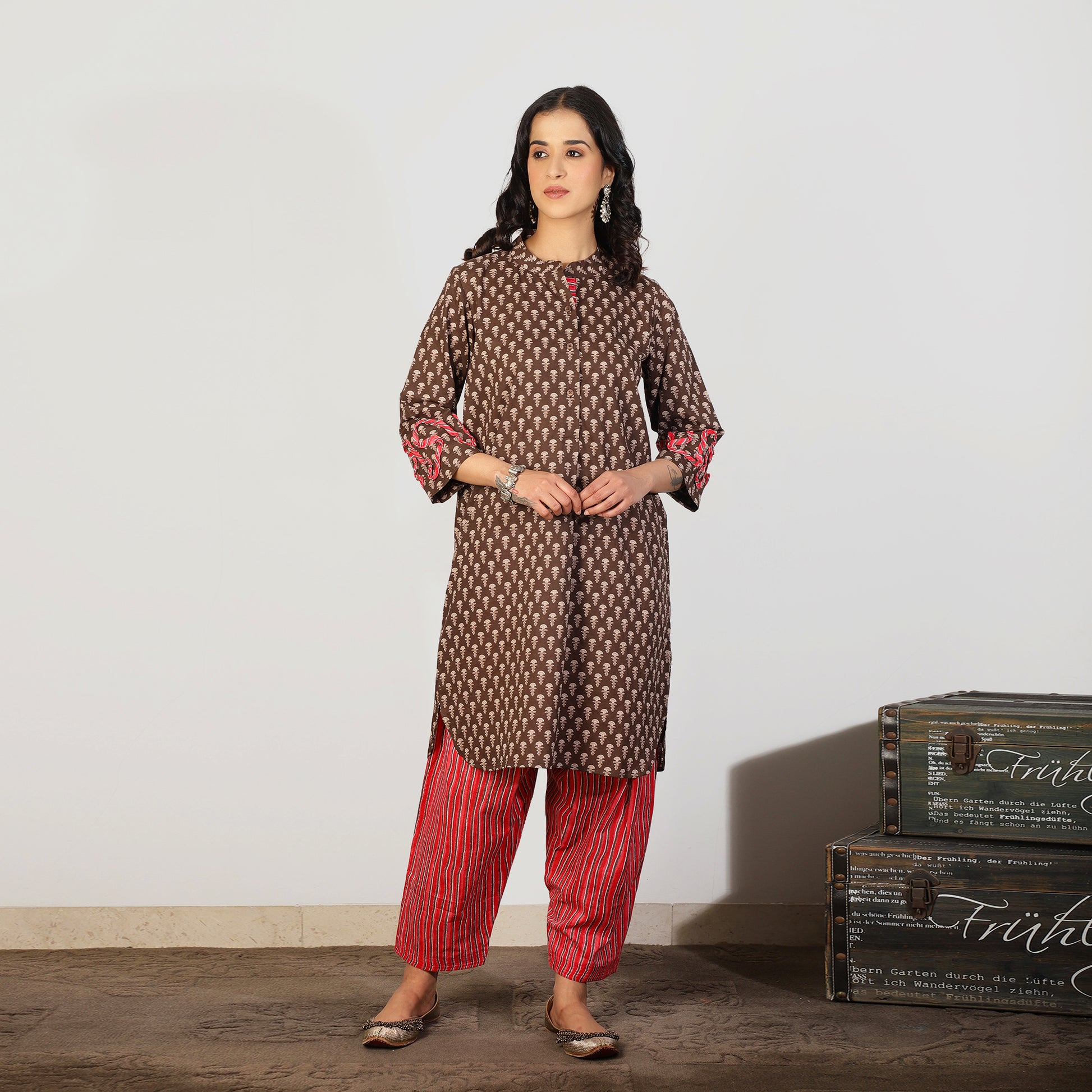 Brown cotton kurta with contrast trim - Spring Soul
