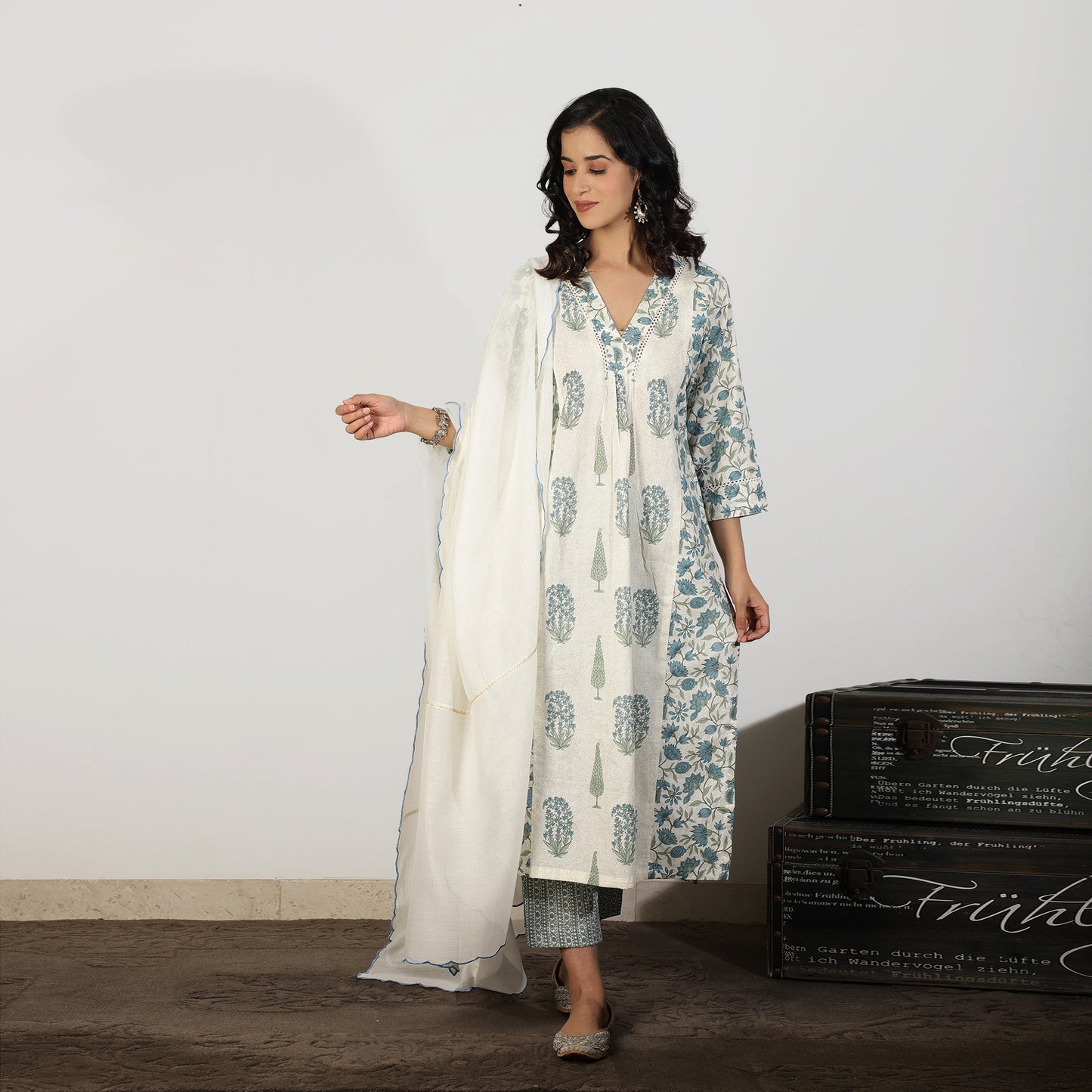 Blue Mughal printed kurta set with Chanderi dupatta - Spring Soul