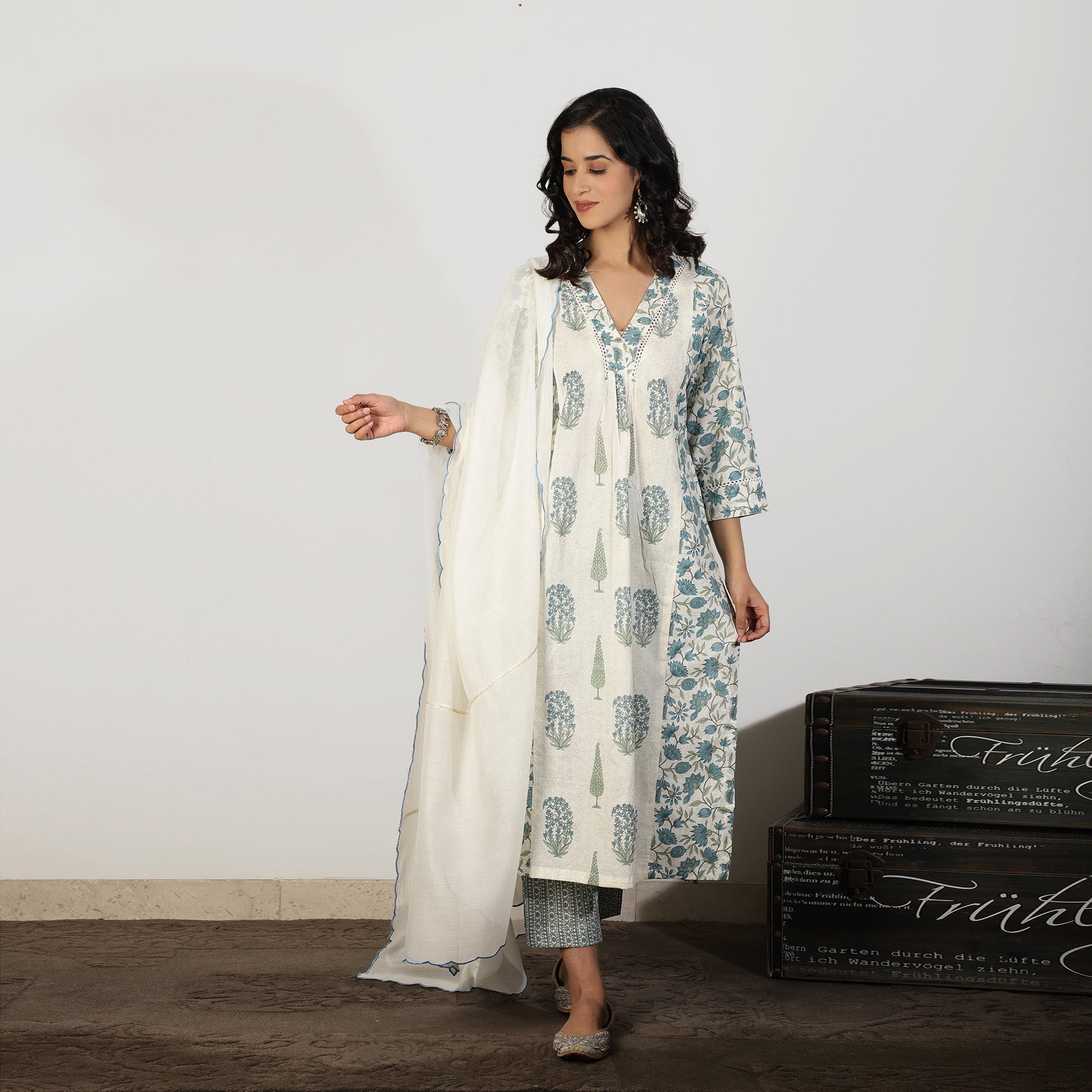 Blue Mughal printed kurta set with Chanderi dupatta - Spring Soul