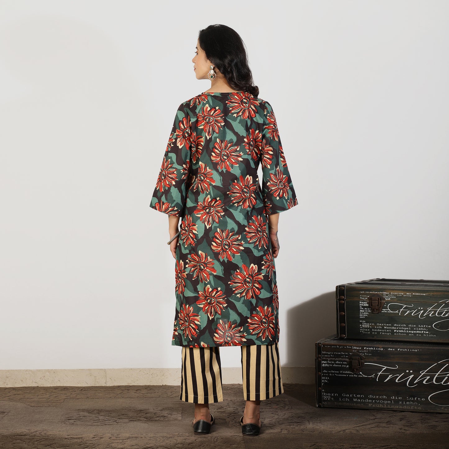 Multicoloured Cotton kurta with Sequin Details