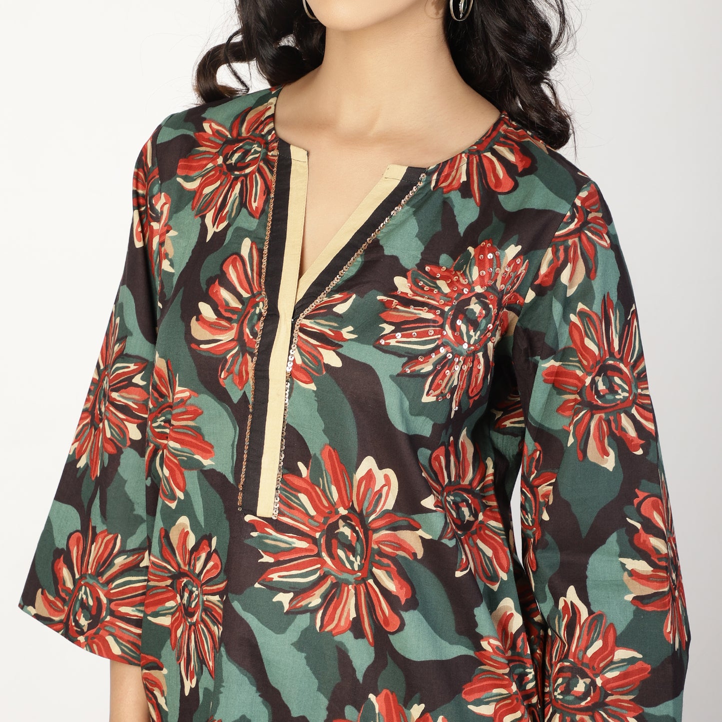 Multicoloured Cotton kurta with Sequin Details