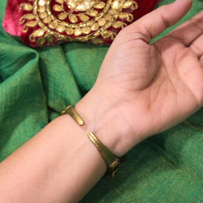Antique Floral  Bangle