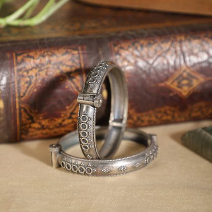Oxidized Tribal Kada Bangle- 1 Piece