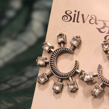 Lunar Radiance Studs