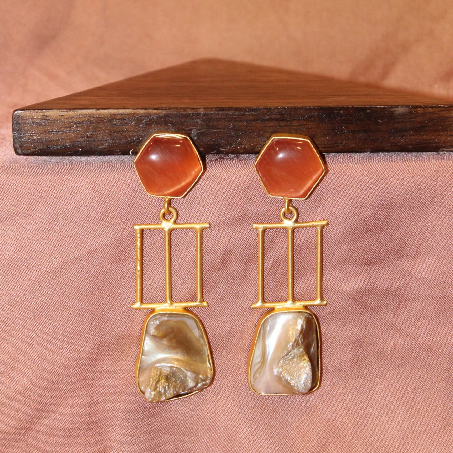 Pearl & Hexagon Drops in orange