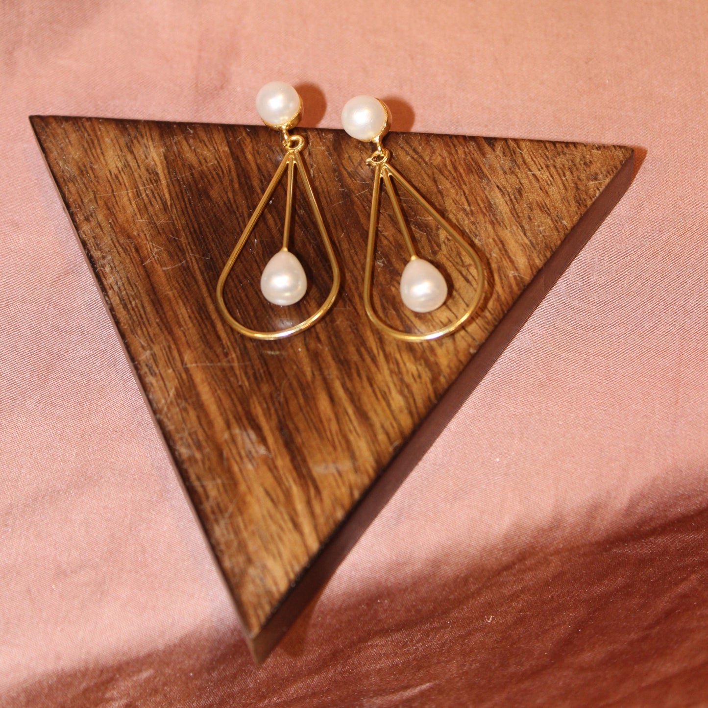 Luminous Pearl Drops