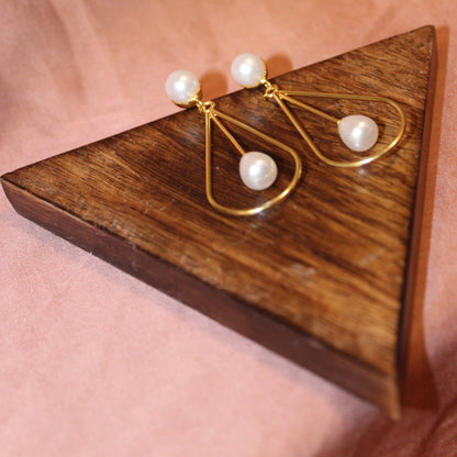 Luminous Pearl Drops