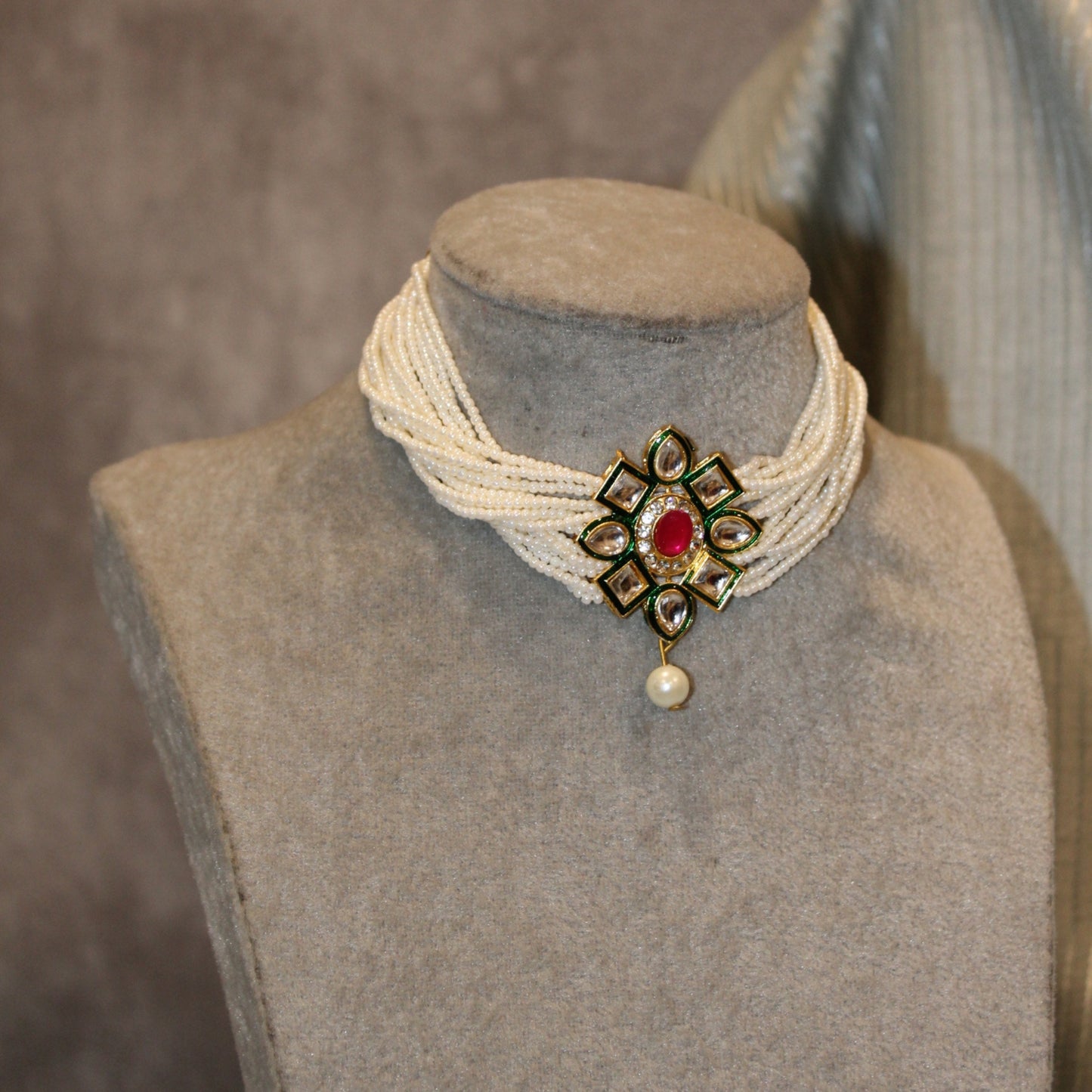 Pearl Choker Necklace Set