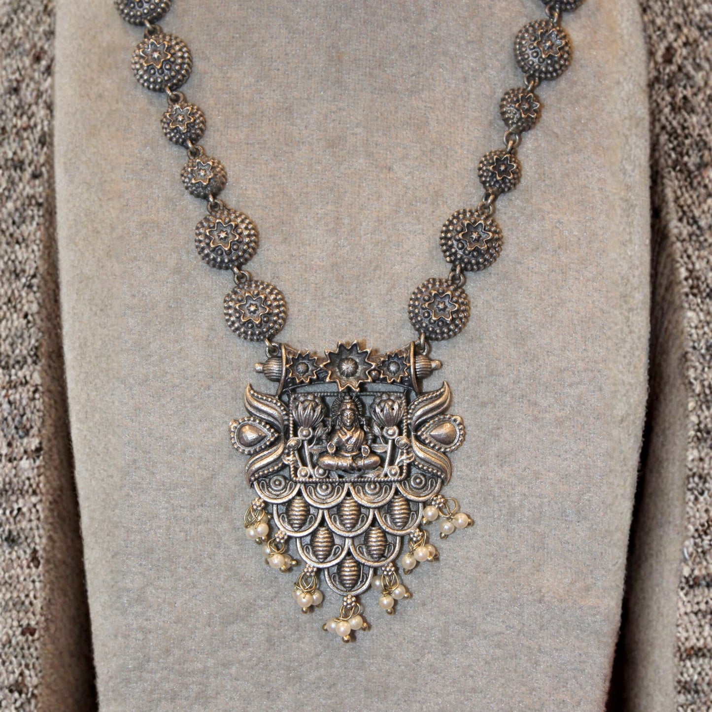 Temple Oxidized Silver Necklace Set
