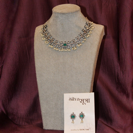 Green Stone Silver Necklace Set