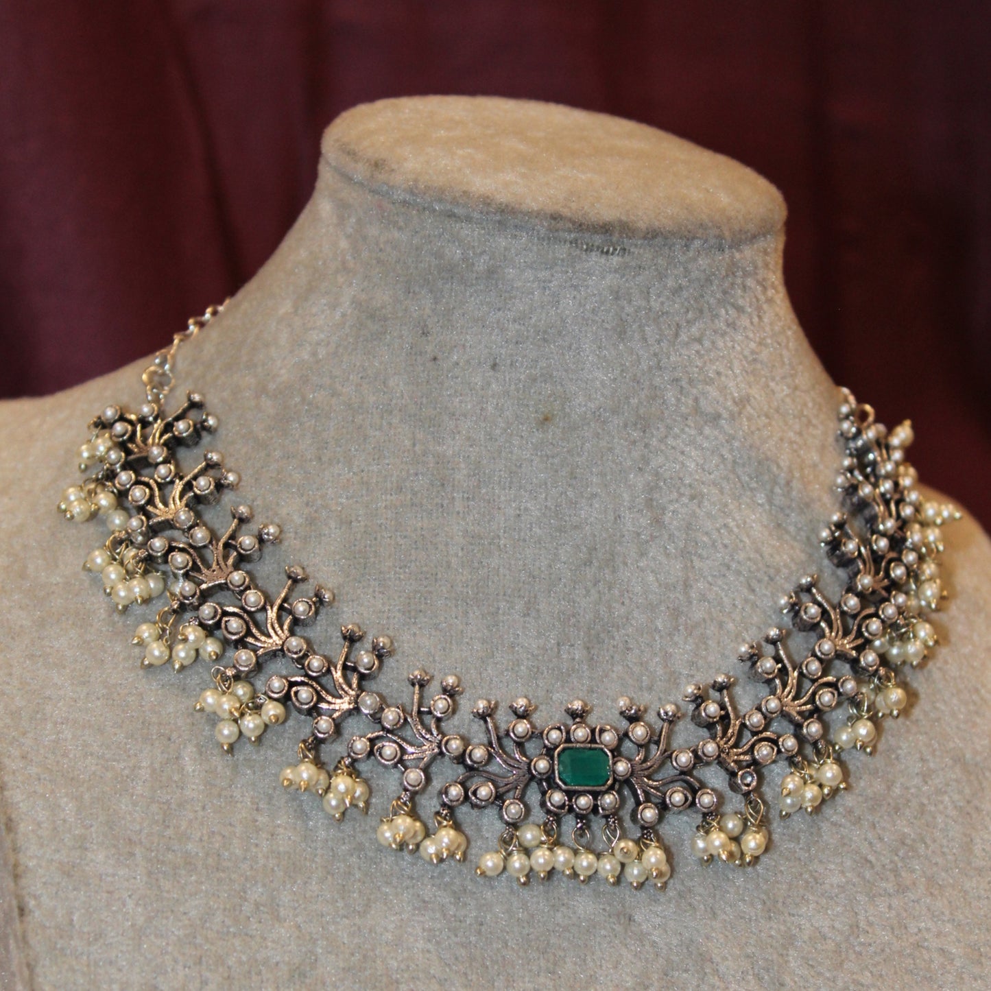 Green Stone Silver Necklace Set