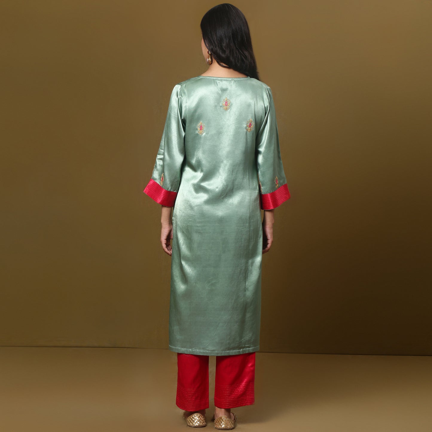 Embroidered mashru silk kurta set with dupatta
