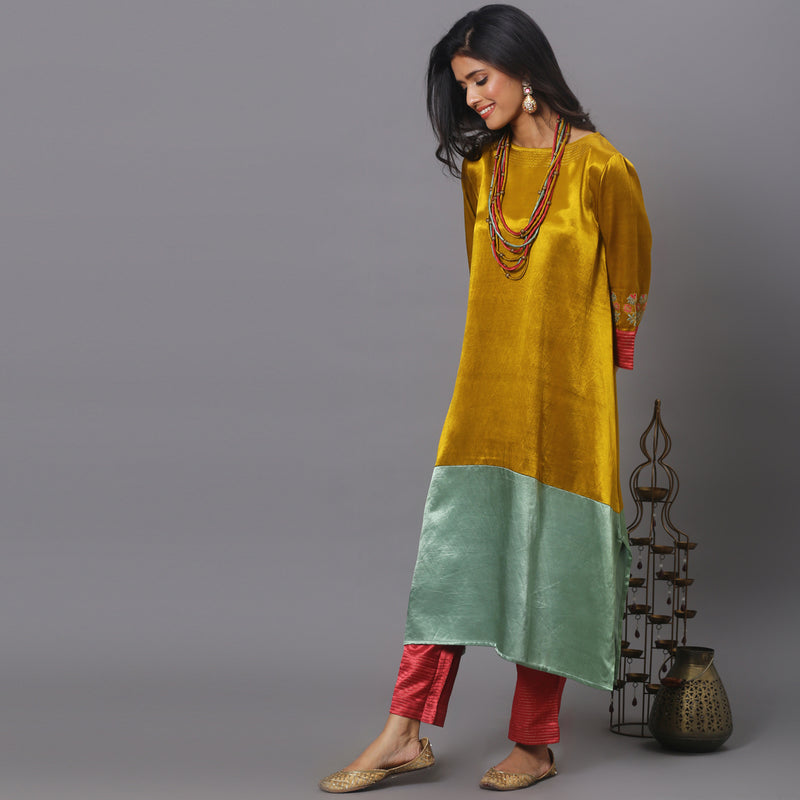 Color block mashru silk kurta set